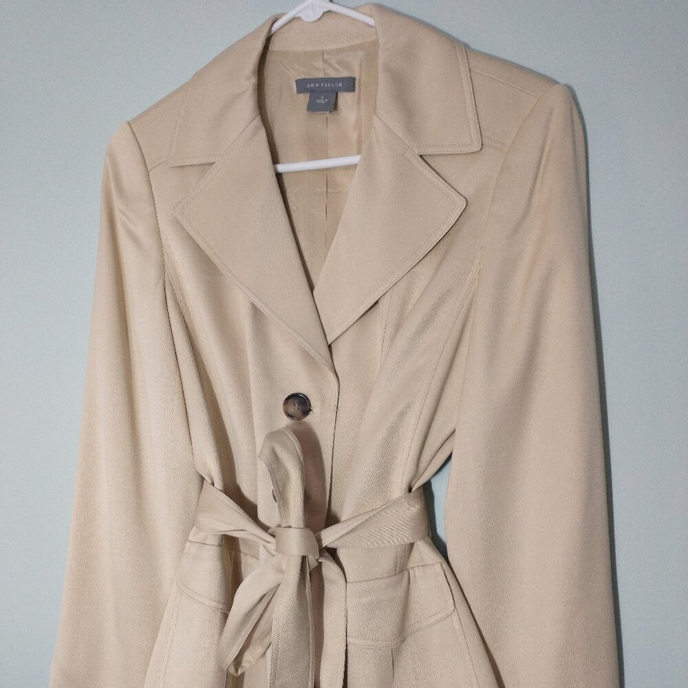 NWOT Ann Taylor Silk Belted Suit Jacket